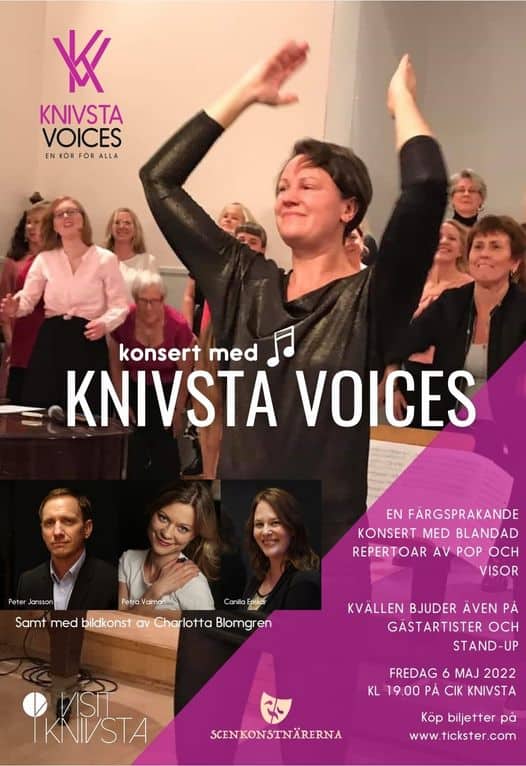 Pic of Kristina Gissler, leader of Knivsta Voices, with hands raising upwards standing in front of the choir
